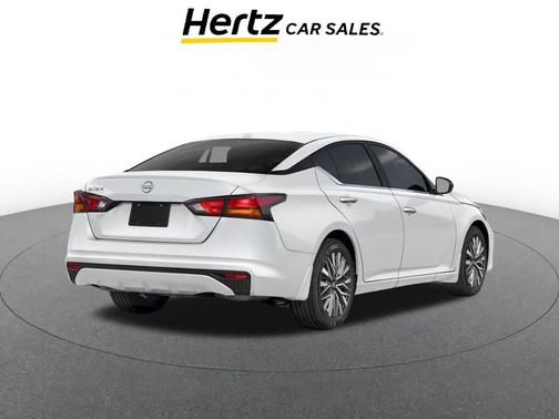 Glacier White 2025 Nissan Altima SV FWD