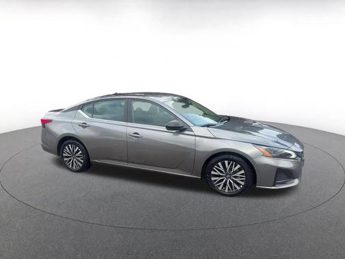 Gun Metallic 2026 Nissan Altima SV FWD