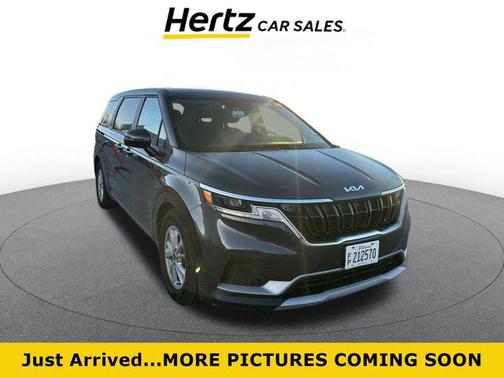 2023 Kia Carnival LX