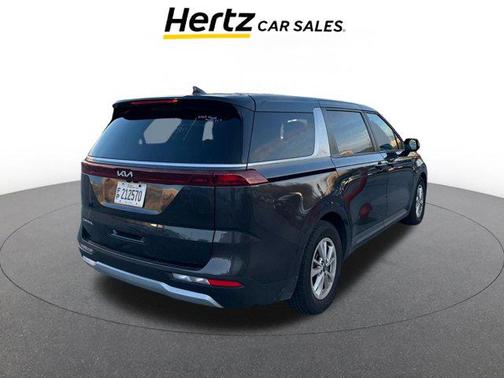 2023 Kia Carnival LX