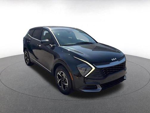 Ebony Black 2025 Kia Sportage LX