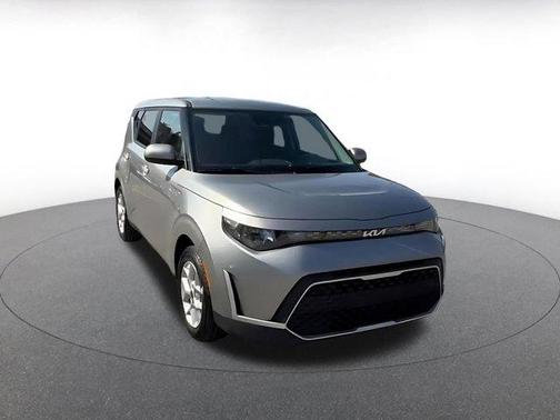 Steel Gray 2025 Kia Soul LX