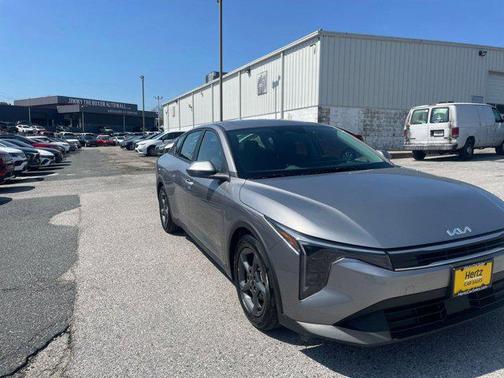 Steel Gray 2025 Kia K4 LXS