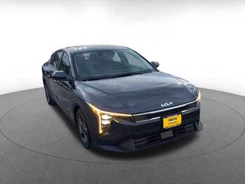 Interstellar Gray 2025 Kia K4 LXS