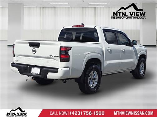 2024 Nissan Frontier SV