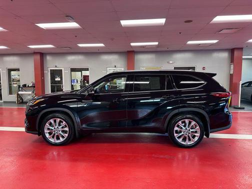 2023 Toyota Highlander Limited