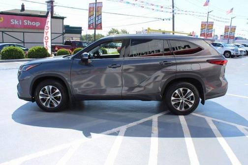 2021 Toyota Highlander XLE