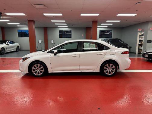 Ice Cap 2024 Toyota Corolla LE