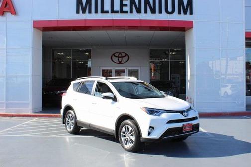 2018 Toyota RAV4 Hybrid XLE