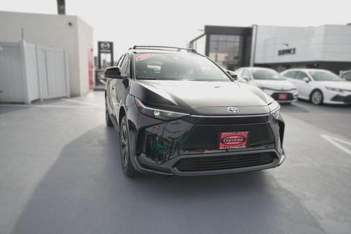 2025 Toyota bZ4X XLE