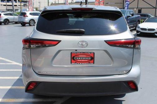 2022 Toyota Highlander L