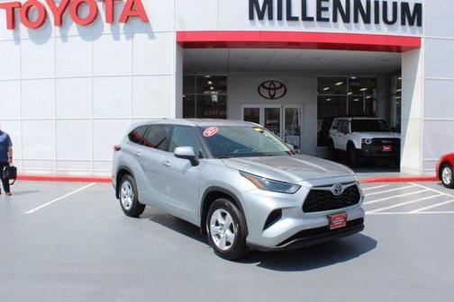 2022 Toyota Highlander L
