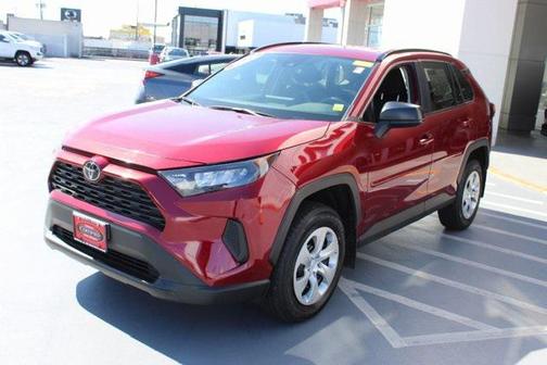 2020 Toyota RAV4 LE