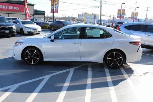 2020 Toyota Camry XSE