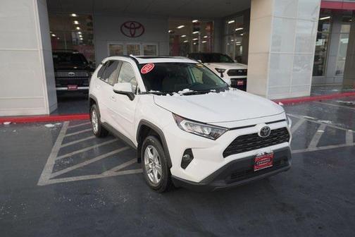 2021 Toyota RAV4 XLE