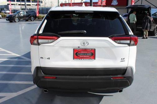 2022 Toyota RAV4 LE