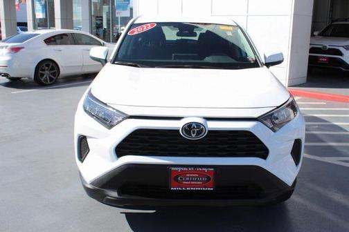 2022 Toyota RAV4 LE