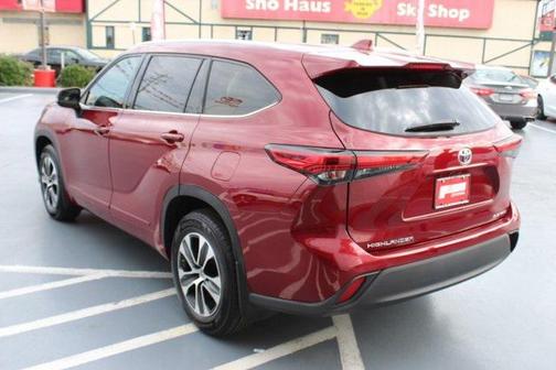 Ruby Flare Pearl 2021 Toyota Highlander XLE