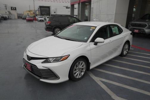 2022 Toyota Camry LE