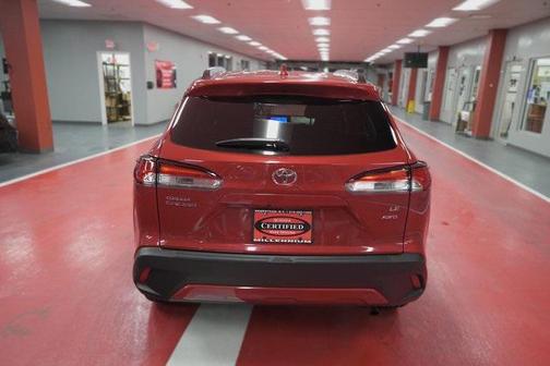 2024 Toyota Corolla Cross LE