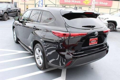 2021 Toyota Highlander LE