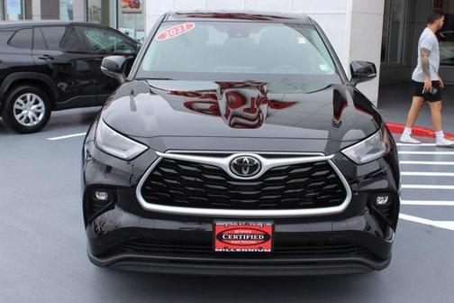 2021 Toyota Highlander LE