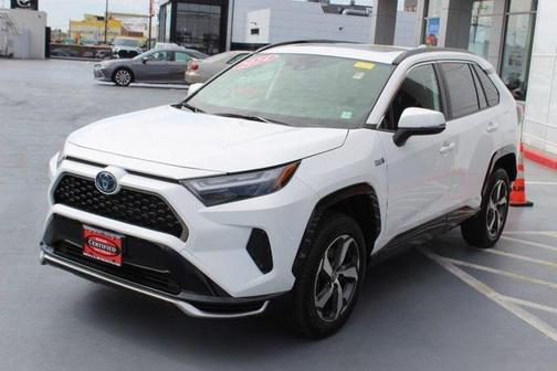 2024 Toyota RAV4 Prime SE