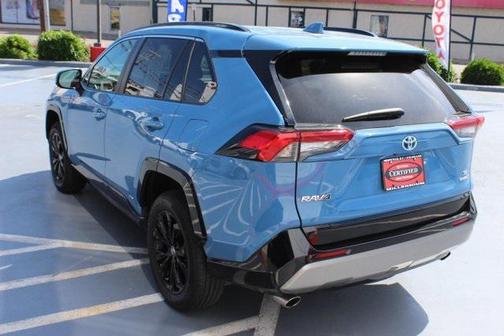2022 Toyota RAV4 Hybrid SE