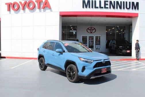 2022 Toyota RAV4 Hybrid SE