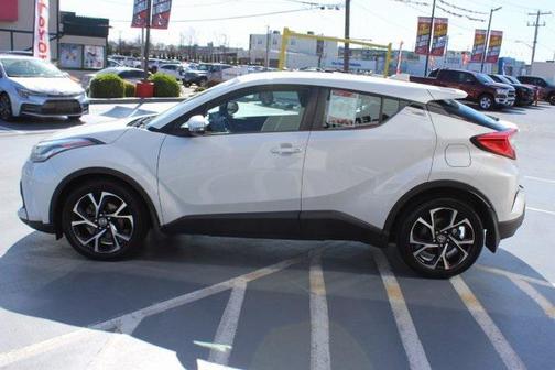 2021 Toyota C-HR LE