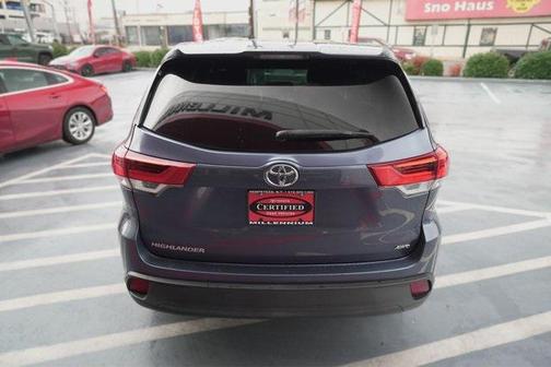 2019 Toyota Highlander LE
