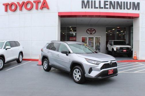 2020 Toyota RAV4 LE