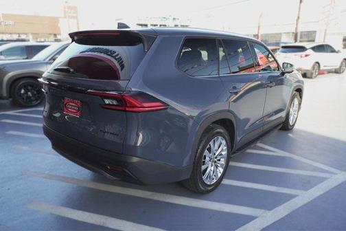 2025 Toyota Grand Highlander Platinum