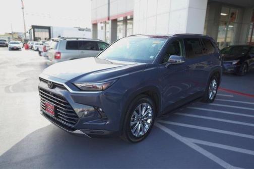 2025 Toyota Grand Highlander Platinum