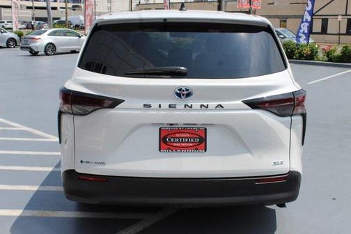 2025 Toyota Sienna XLE 7 Passenger
