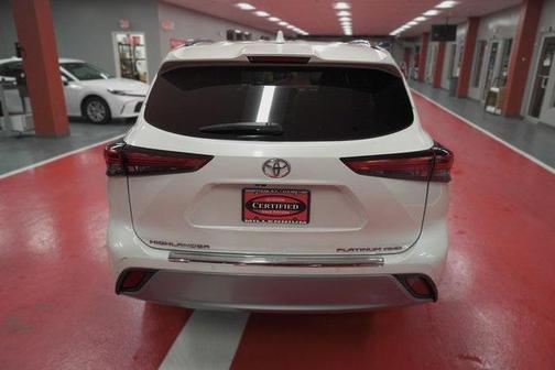 2020 Toyota Highlander Platinum