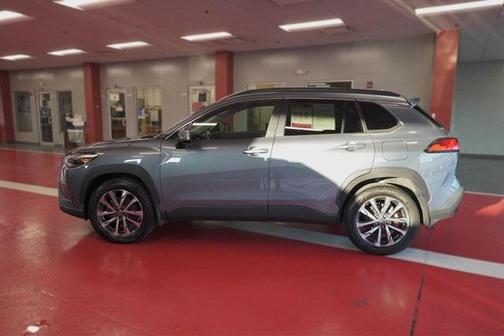2022 Toyota Corolla Cross XLE
