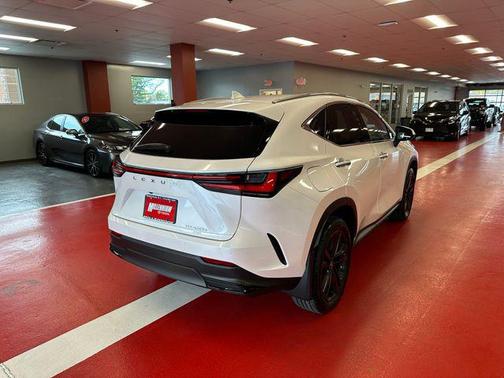 Eminent White Pearl 2024 Lexus NX 450h+ Luxury