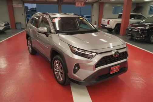2023 Toyota RAV4 XLE Premium
