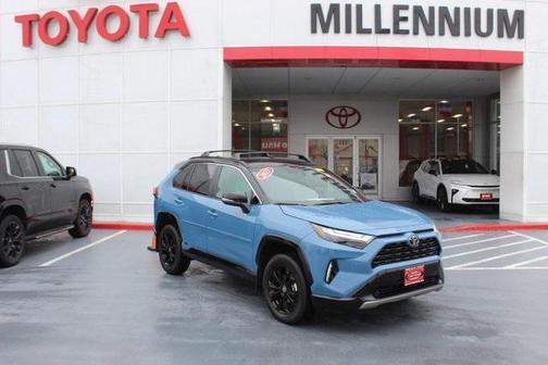 2025 Toyota RAV4 Hybrid SE