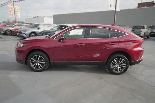 2022 Toyota Venza LE