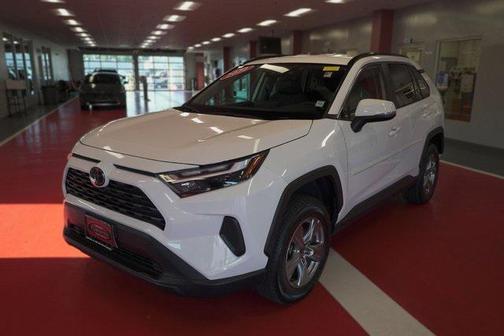 2022 Toyota RAV4 XLE