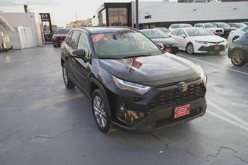 2022 Toyota RAV4 XLE Premium