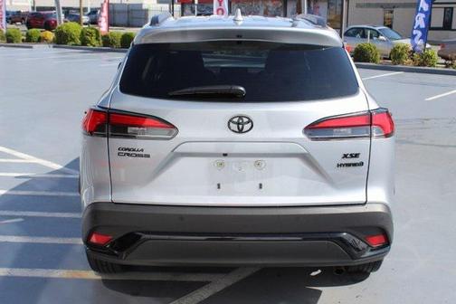 2024 Toyota Corolla Hybrid SE