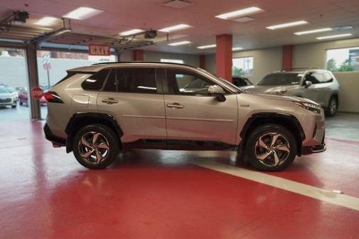 2023 Toyota RAV4 Prime SE