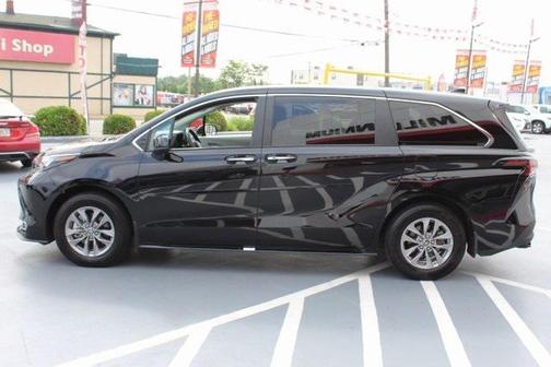 2024 Toyota Sienna XLE 7 Passenger