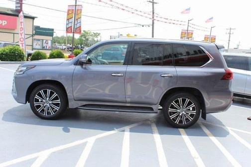 2018 Lexus LX 570 Base