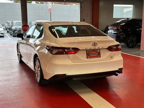 Ice Cap 2023 Toyota Camry LE