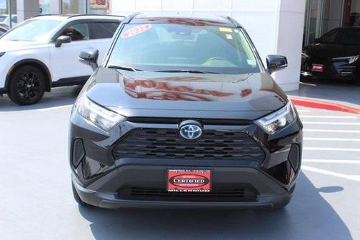 2022 Toyota RAV4 Hybrid XLE