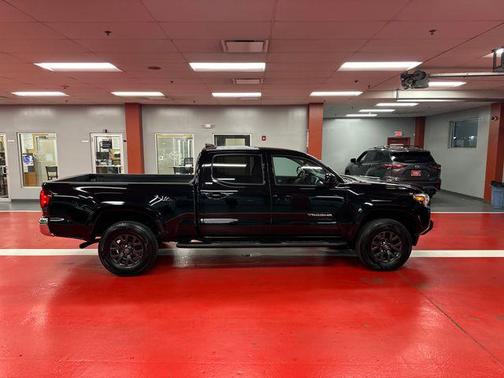 Black 2023 Toyota Tacoma SR5